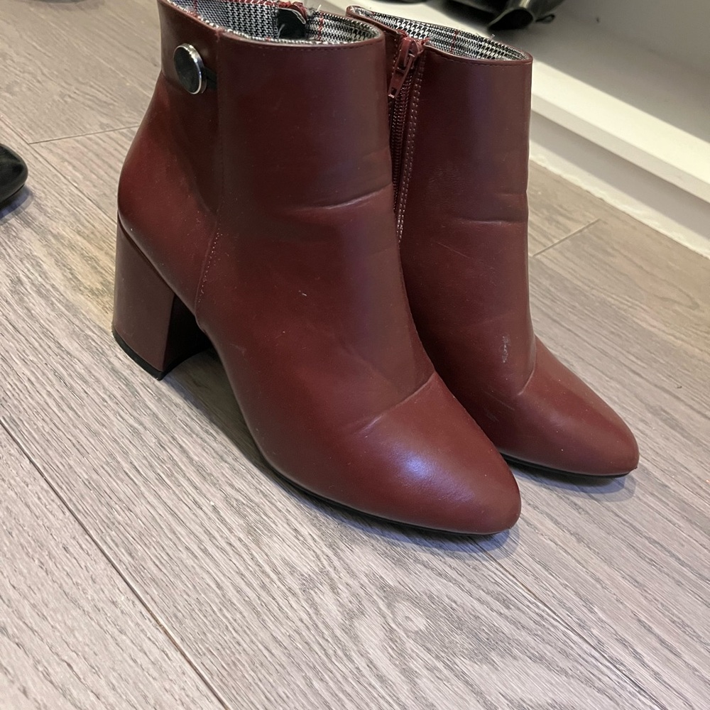 Women's Burgundy Ankle Boots